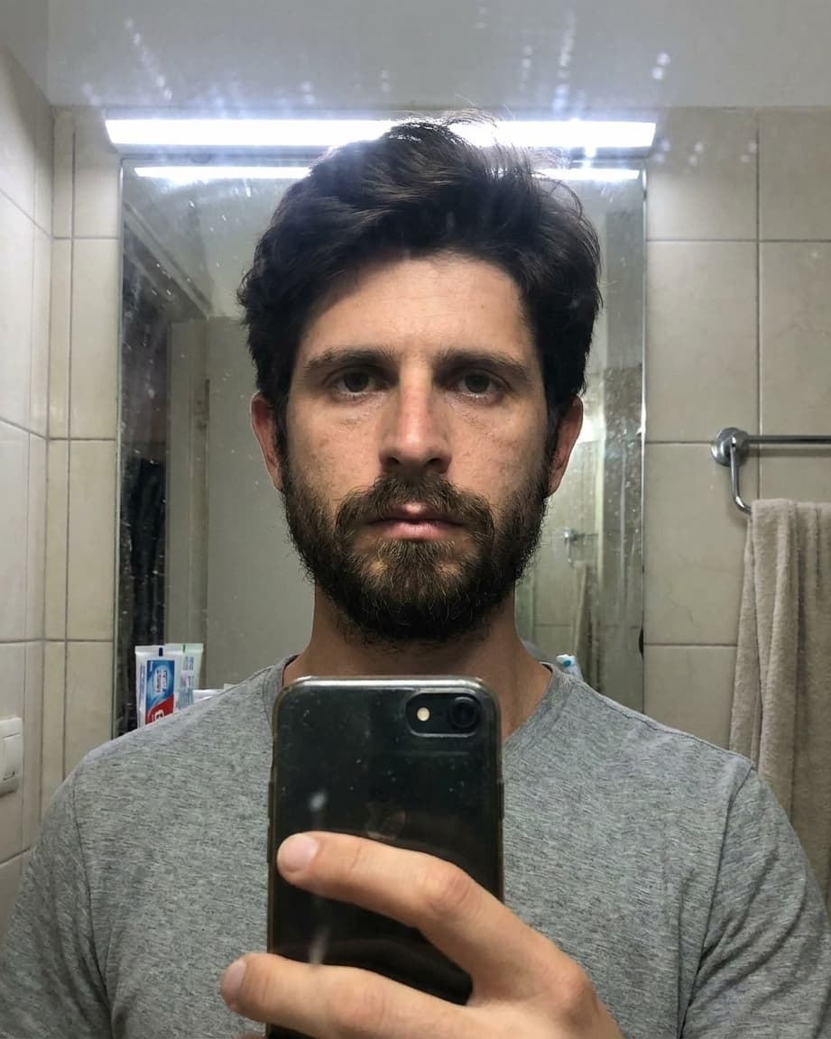 Customer 01 — bathroom mirror selfie input